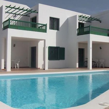 Alhambra Apartamentos Tías Екстериор снимка