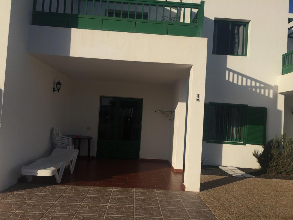 Alhambra Apartamentos Tías Стая снимка