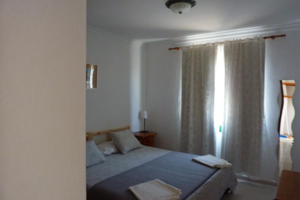 Alhambra Apartamentos Tías Екстериор снимка
