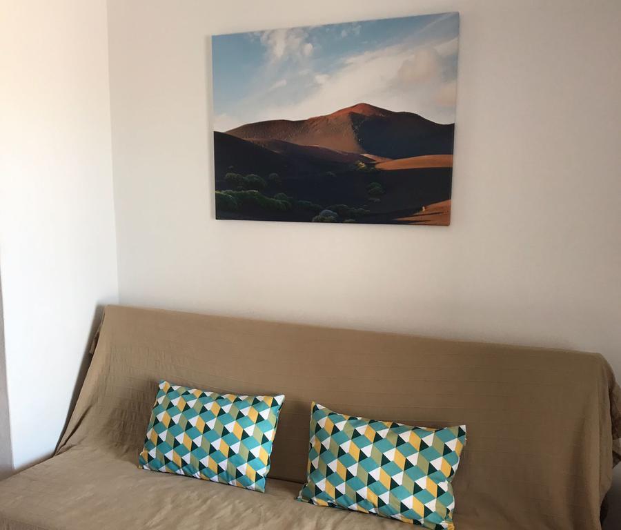 Alhambra Apartamentos Tías Екстериор снимка